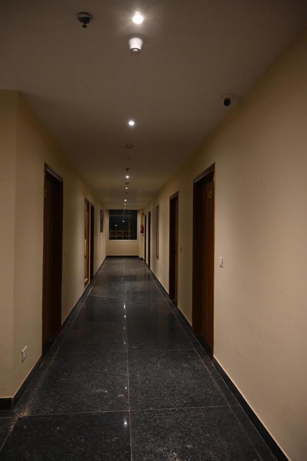 Neel Clarks Inn Express Agra  Esterno foto