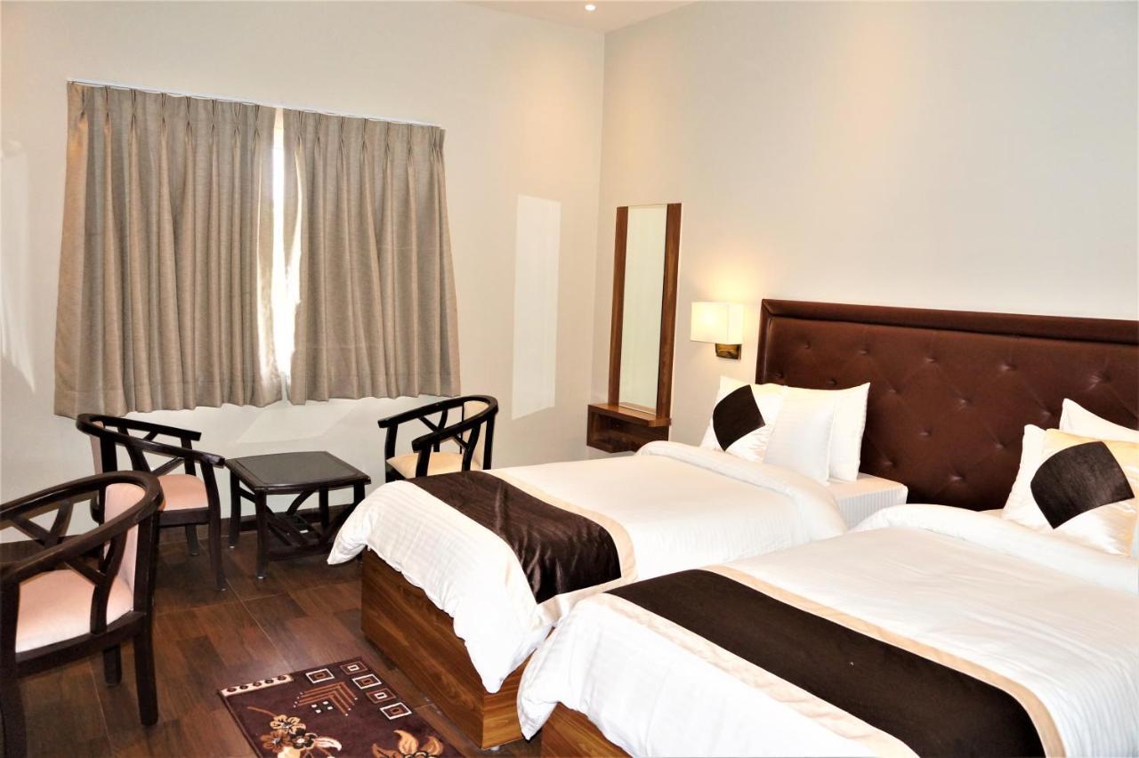 Neel Clarks Inn Express Agra  Esterno foto
